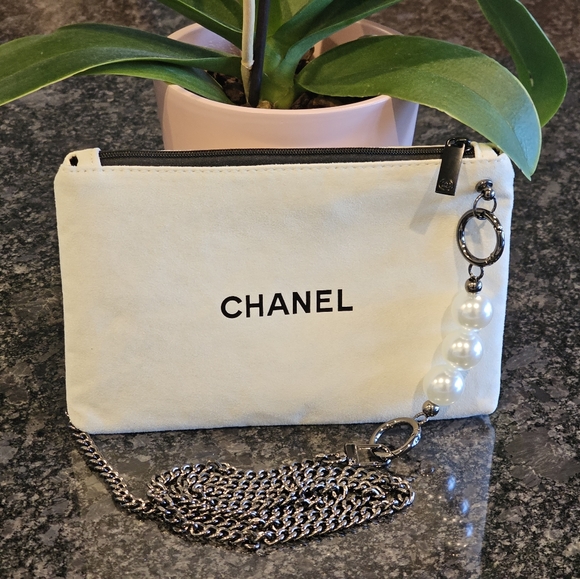 CHANEL Handbags - Chanel Clutch With Crossbody Chain added NWOT